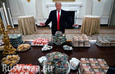 Фастфуд и свечи: Трамп за свой счёт заказал 300 гамбургеров в Белый дом (ФОТО, ВИДЕО)