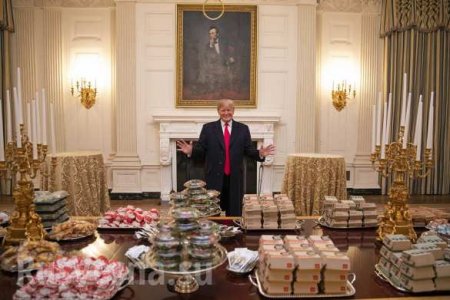 Фастфуд и свечи: Трамп за свой счёт заказал 300 гамбургеров в Белый дом (ФОТО, ВИДЕО)
