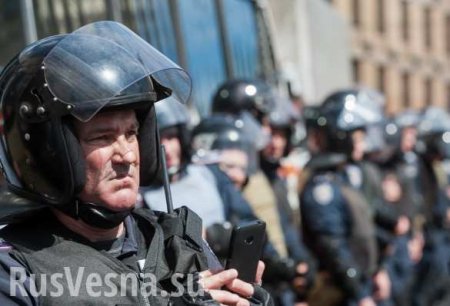 Генпрокуратура Украины открыла дело против полицейских, задержавших нацистов (ФОТО, ВИДЕО)