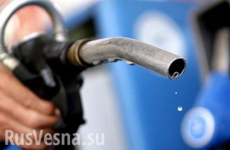 России предсказали избыток бензина