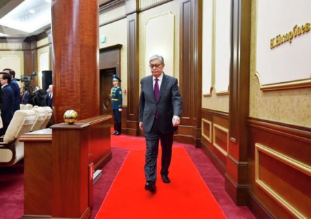 Преемник Назарбаева вступил в должность президента Казахстана (ФОТО, ВИДЕО)