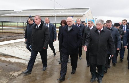 «Всех под нож!» — Лукашенко устроил чиновникам жесточайший разнос (ФОТО, ВИДЕО)