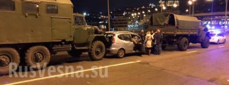 В центре Киева военный автомобиль ВСУ въехал в легковушку с ребёнком (ФОТО, ВИДЕО)
