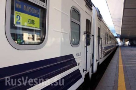 Порошенко запустил «поезд для орков» перед выборами (ФОТО)