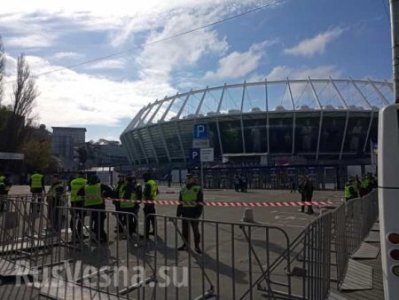 Дебаты Порошенко с Порошенко: к «Олимпийскому» сгоняют полицию (ФОТО, ВИДЕО)