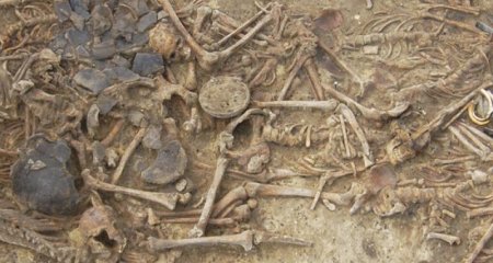 Вырезали детей и матерей: свидетельства кровавой бойни из древней могилы