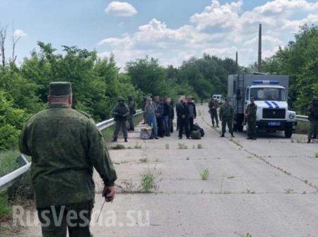 ЛНР передала Украине 60 заключённых (ФОТО)