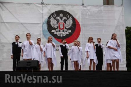Донбасс помнит: митинг памяти жертв первого авианалёта на Донецк (ФОТО, ВИДЕО)