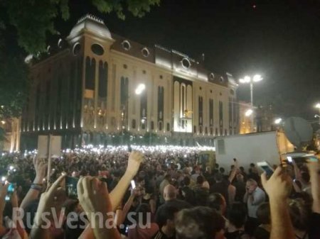 Бунт в Грузии: улица выдвинула ультиматум властям (+ФОТО, ВИДЕО)