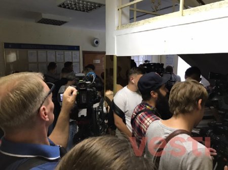 Суд огласил решение главреду РИА Новости Украина (ФОТО, ВИДЕО)
