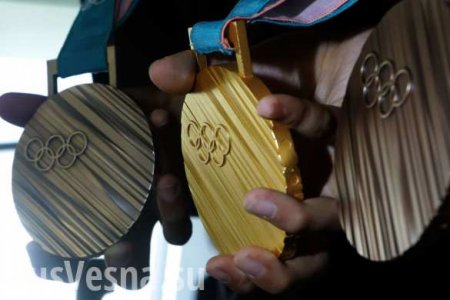 Из старой техники: в Японии показали уникальные медали для Олимпиады-2020 (ВИДЕО)