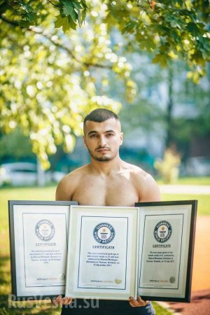 Армянский спортсмен — тренер из Москвы побил рекорд Брюса Ли