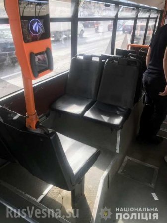 Киев криминальный: в троллейбусе пассажир расстрелял попутчиков (ФОТО)