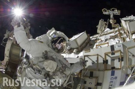 Российские космонавты на МКС стали меньше заниматься наукой