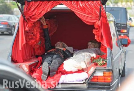 Похороны Собчак как приговор современному обществу