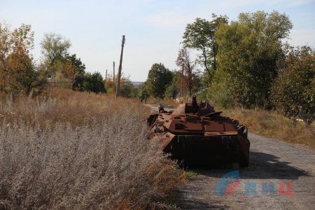 Страшные кадры : ВСУ уничтожили целое село на Донбассе (ФОТО)