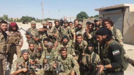 Боевики и трупы на улицах: Турция захватила стратегически важный город в Сирии (ФОТО, ВИДЕО)