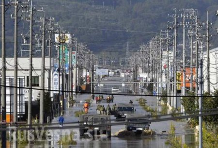 Десятки погибших, оползни, наводнения: Япония после удара страшного тайфуна (ФОТО, ВИДЕО)