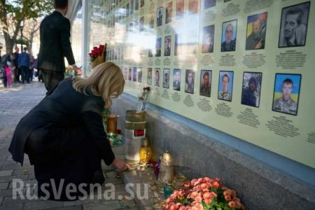 «День захисника»: Зеленский с женой почтили память погибших карателей (ФОТО)