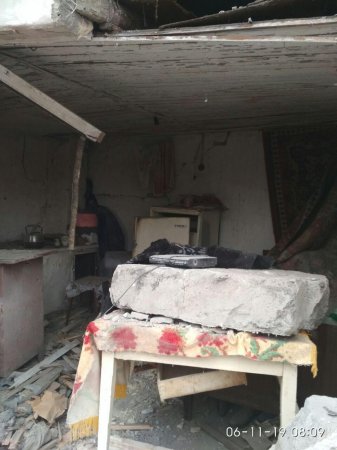 ВАЖНО: ВСУ нанесли удар по спящей Горловке, разрушен дом (ФОТО)