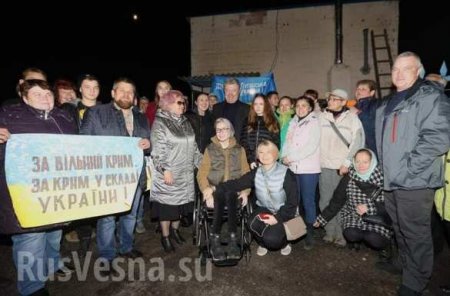 «Станиця Луганська — це Украiна»: Порошенко приехал на Донбасс (ФОТО, ВИДЕО)