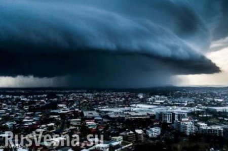 Гигантский град и ураганный ветер: Австралия оказалась под природным «обстрелом» (ФОТО, ВИДЕО)