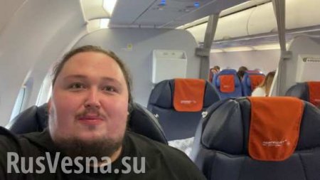 «Негодяй»: Сын Никаса Сафронова обещает подать в суд на экипаж самолёта, спасший его из унитаза, и автора видео