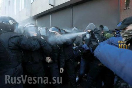 Майдан в Киеве: тысячи протестующих собрались у стен Рады (+ФОТО, ПРЯМАЯ ТРАНСЛЯЦИЯ)