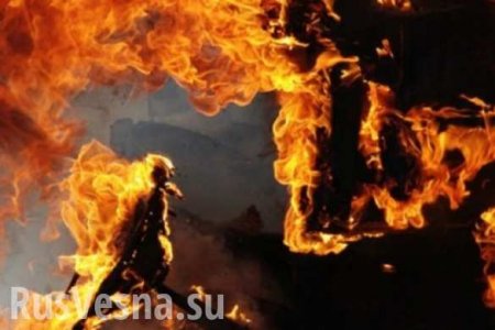 В столице Башкирии горит завод «Уфа Нефтехим» (+ФОТО, ВИДЕО)