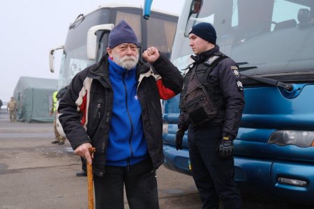 Обмен пленными между Донбассом и Украиной — СМОТРИТЕ И КОММЕНТИРУЙТЕ С РУССКОЙ ВЕСНОЙ
