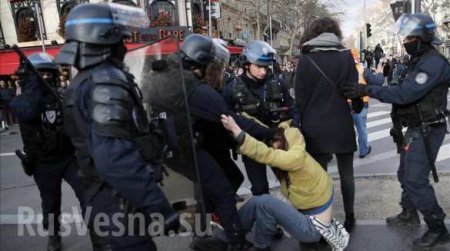 Перемирия не будет: во Франции продолжаются массовые беспорядки и столкновения (ФОТО)
