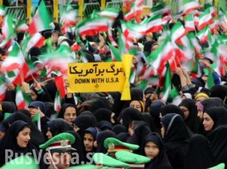 «Смерть Америке!» — сотни тысяч иранцев вышли на улицы страны после убийства Сулеймани (ВИДЕО)