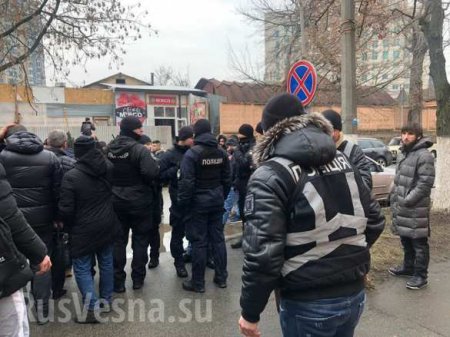 «Стыд и позор»: Украинские мусульмане жалуются на притеснения со стороны полиции (ФОТО)