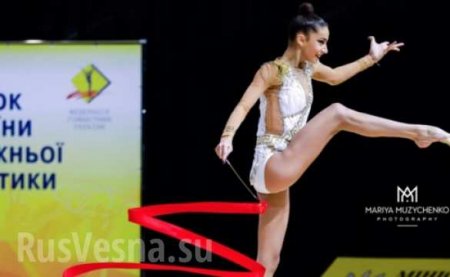 Украинские гимнастки поедут в Россию на Гран-при по художественной гимнастике (ФОТО)