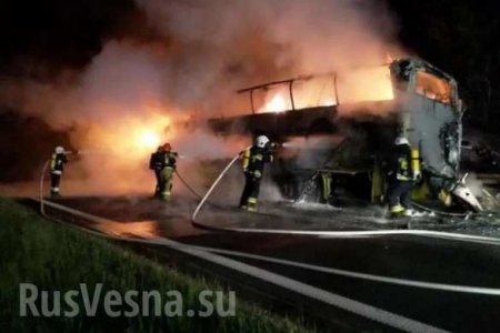 Автобус с украинцами загорелся на ходу в Польше (ФОТО, ВИДЕО)