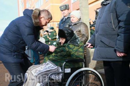 Персональный парад: военные в Уфе поздравили 102-летнего ветерана Великой Отечественной войны (ФОТО)