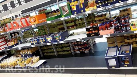 Коронавирус: немцы смели с полок магазинов дешёвые продукты первой необходимости (ФОТО)