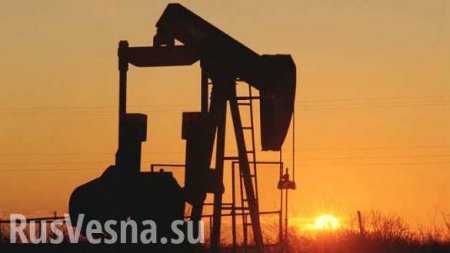 Саудиты объявили нефтяную войну России: цены рухнули
