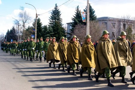 Слава героям: в ДНР прошли парады для ветеранов (ФОТО, ВИДЕО)