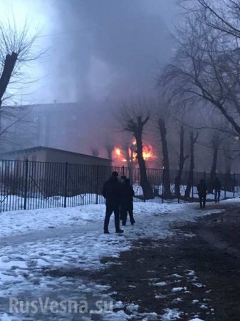 СРОЧНО: В Магнитогорске в жилом доме прогремел взрыв (ФОТО, ВИДЕО)