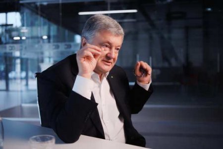 Порошенко обещает Украине миллиард евро помощи от «своих друзей»