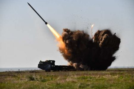 Украина похвасталась самодельной ракетой (ФОТО)