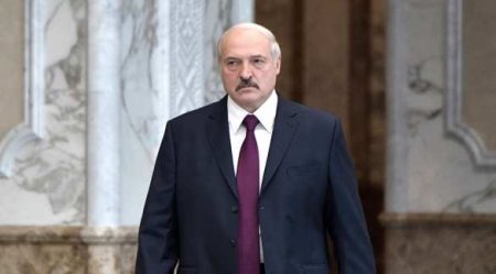 Если я поведу себя демократично, то потеряю страну, — Лукашенко