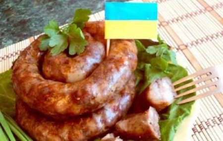 В киевском супермаркете русскоязычный посетитель отхлестал «мовного патриота» колбасой (ВИДЕО 18+)