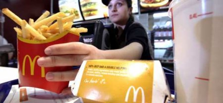 Скандал с McDonald's: жёстко пресечь русофобские выходки (ВИДЕО)