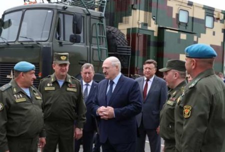 Лукашенко поставил «железобетонную» задачу белорусскому оборонному комплексу (ВИДЕО)