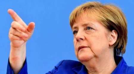 Меркель встревожена возможностью отказа США от мирового лидерства