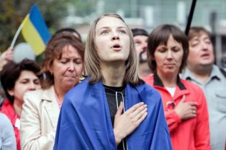 «Пусть возненавидят гимн»: Киев шокировал инициативой для школьников