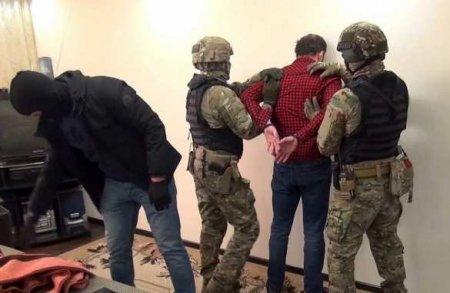 Спецоперация ФСБ: в нескольких регионах накрыли подпольные оружейные мастерские (ВИДЕО)