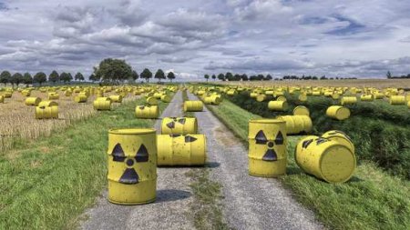 Как победить Москву: теперь Запад сможет завалить Украину ядерными отходами